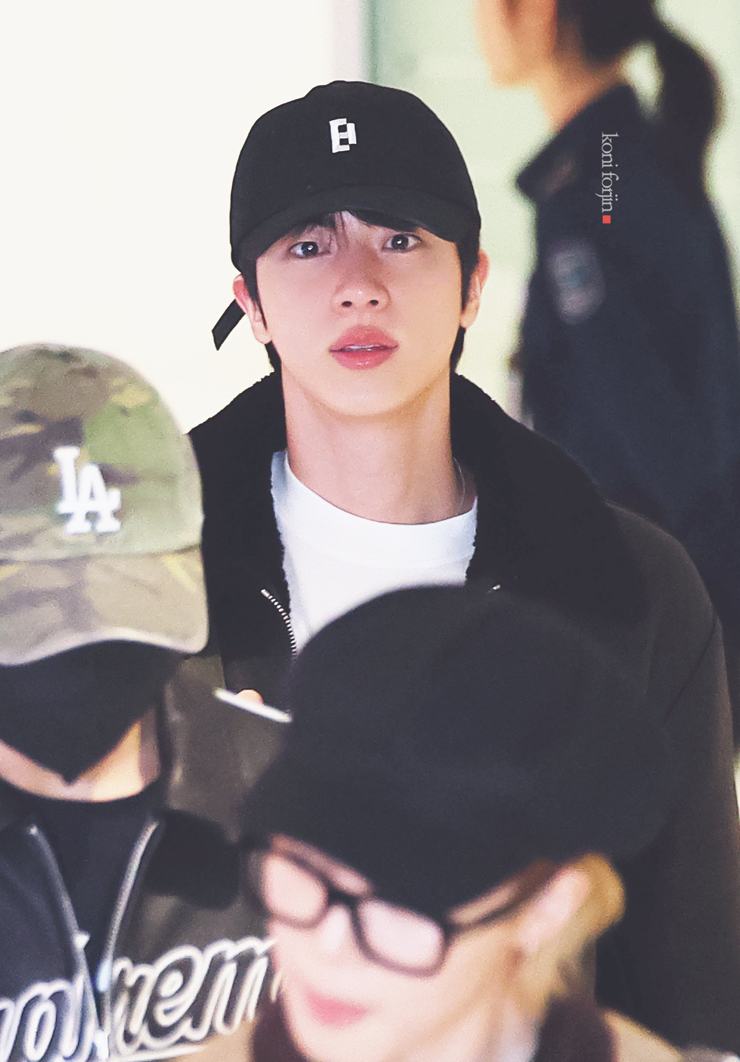 [잡담] 방탄 진 머리에 뭐만 하면 ㅋㅋㅋ | 인스티즈