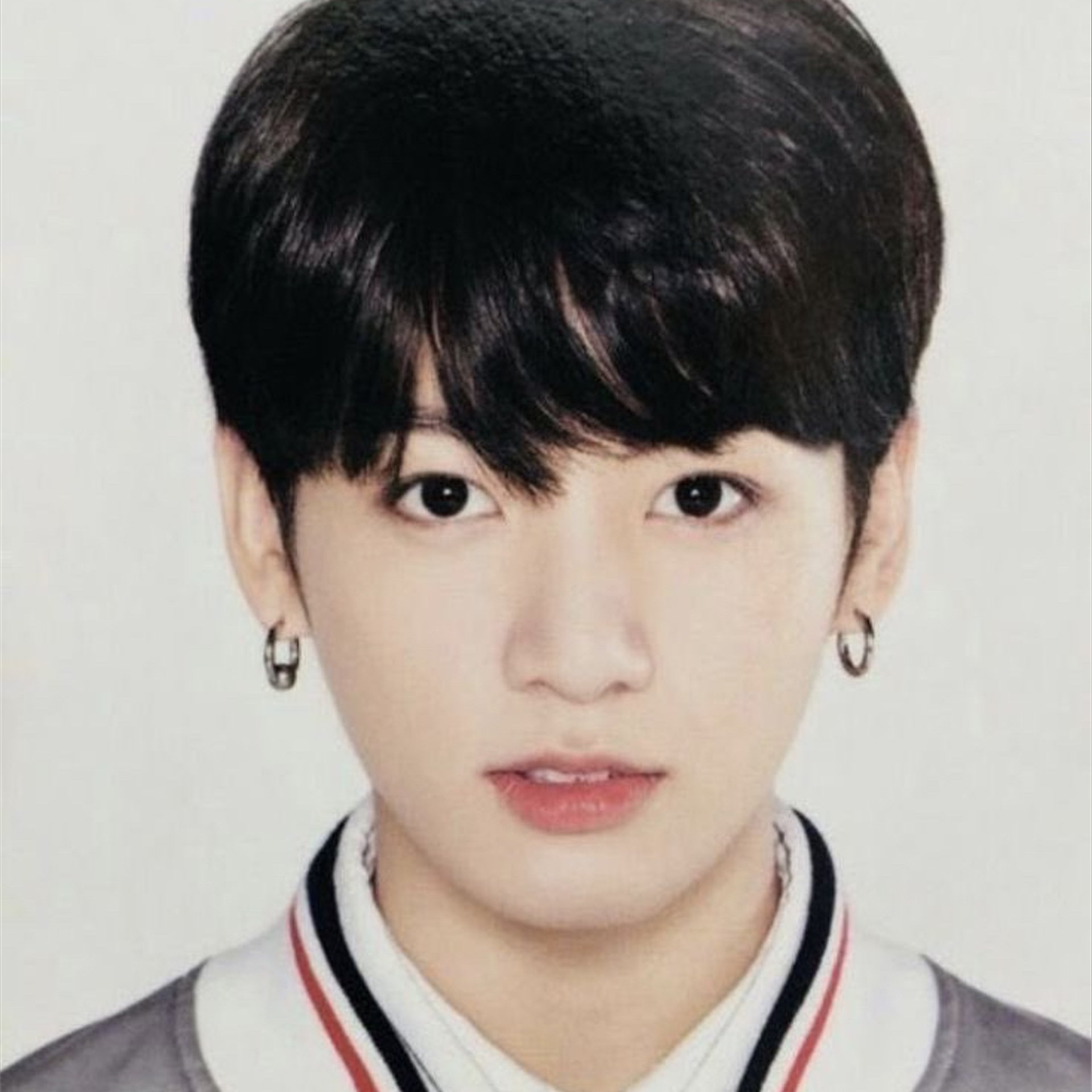[잡담] 정국 20대초반때랑 지금 분위기 완전달라 | 인스티즈
