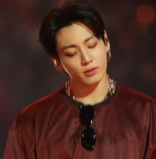 [잡담] 정국 20대초반때랑 지금 분위기 완전달라 | 인스티즈