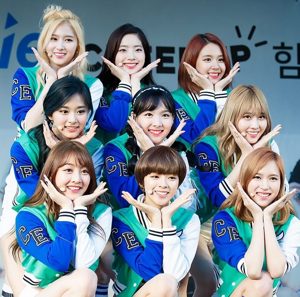 [잡담] 트와이스 꽃받침 엔딩 2016/2026 | 인스티즈