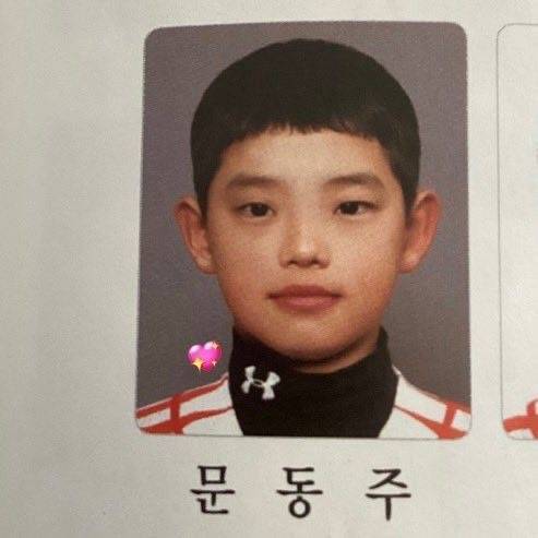 [잡담] 내 기준 어릴 때 모습 그대로 큰 야선 두명 | 인스티즈