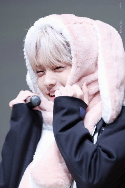 [잡담] 수빈이 이 사진 토끼🐰 그 자체네 | 인스티즈