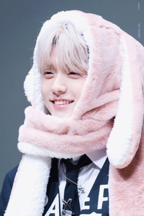 [잡담] 수빈이 이 사진 토끼🐰 그 자체네 | 인스티즈
