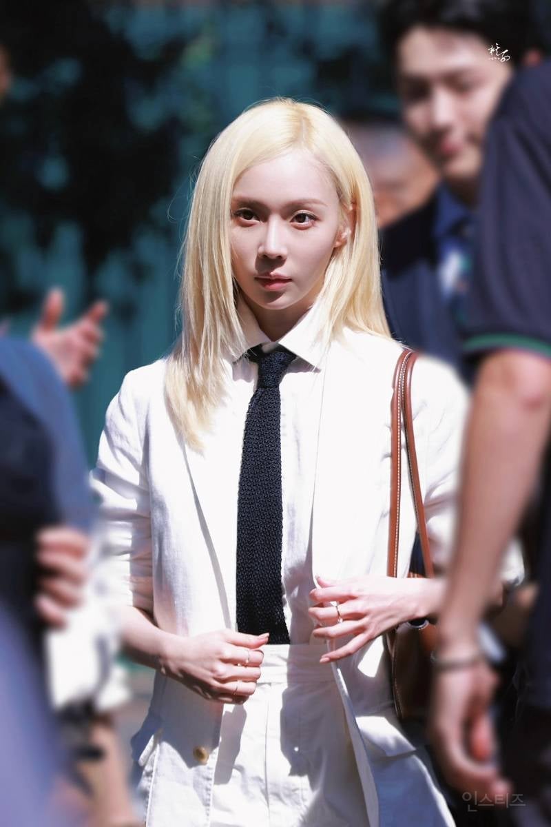 어제자 런던 윔블던 테니스 대회 참석한 에스파 윈터 | 인스티즈