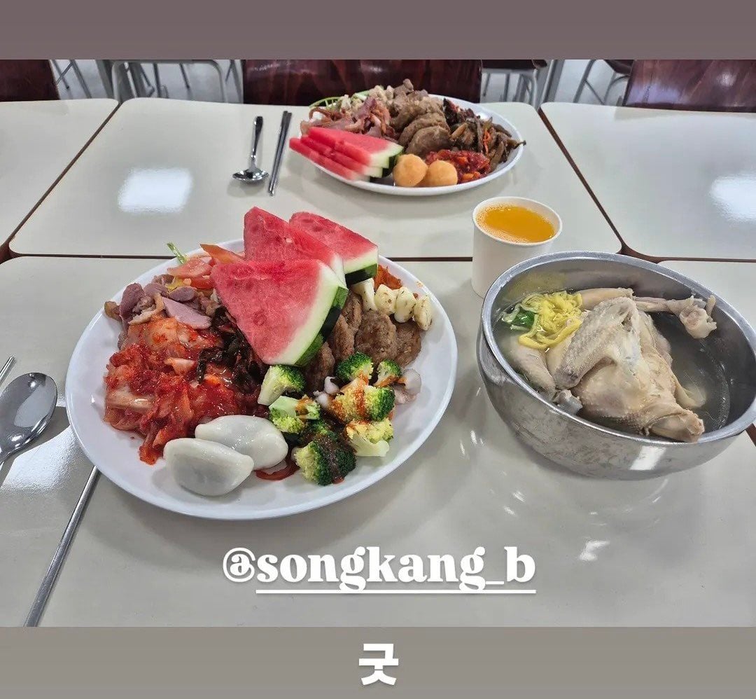 [잡담] 포핸즈 슬슬 촬영 마무리인가보네 | 인스티즈