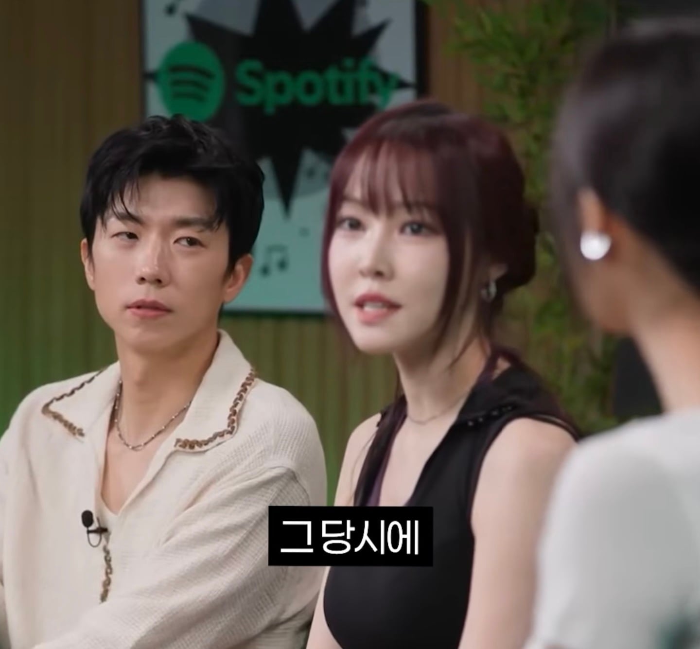 [정보/소식] 여자친구 데뷔초 빗속 투혼 사건 당시 사석에서 만나 비꼬면서 말한 아이돌 | 인스티즈