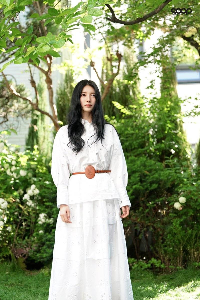 오늘자 배수지 셀린느 현장 비하인드 사진들.jpg | 인스티즈