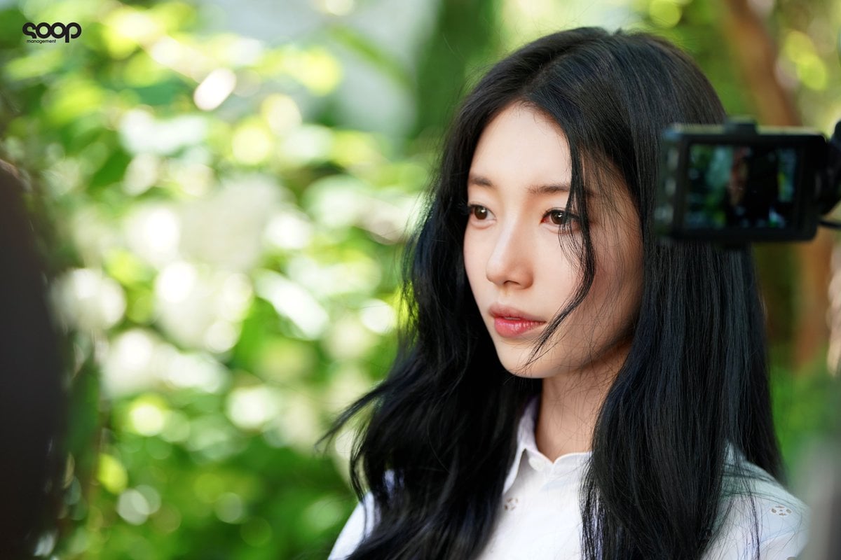 [잡담] 260713 수지 소속사 트위터 올린 수지 셀린느 현장 사진들 | 인스티즈