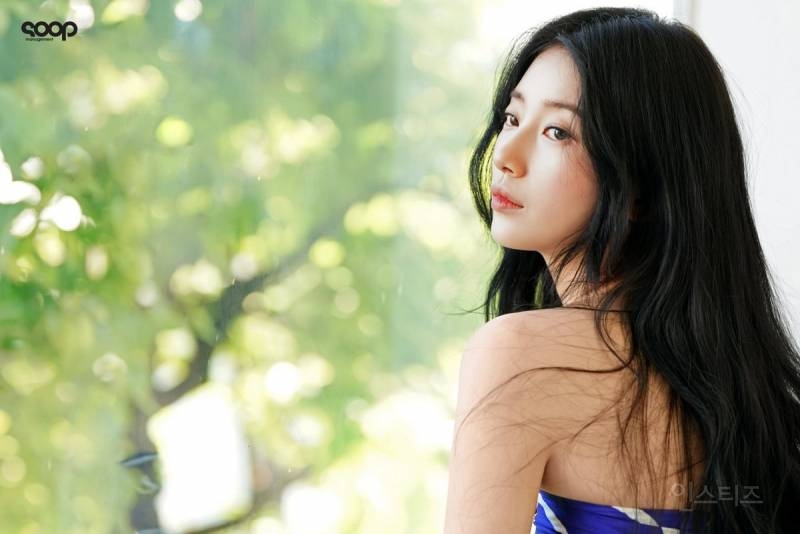 오늘자 배수지 셀린느 현장 비하인드 사진들.jpg | 인스티즈