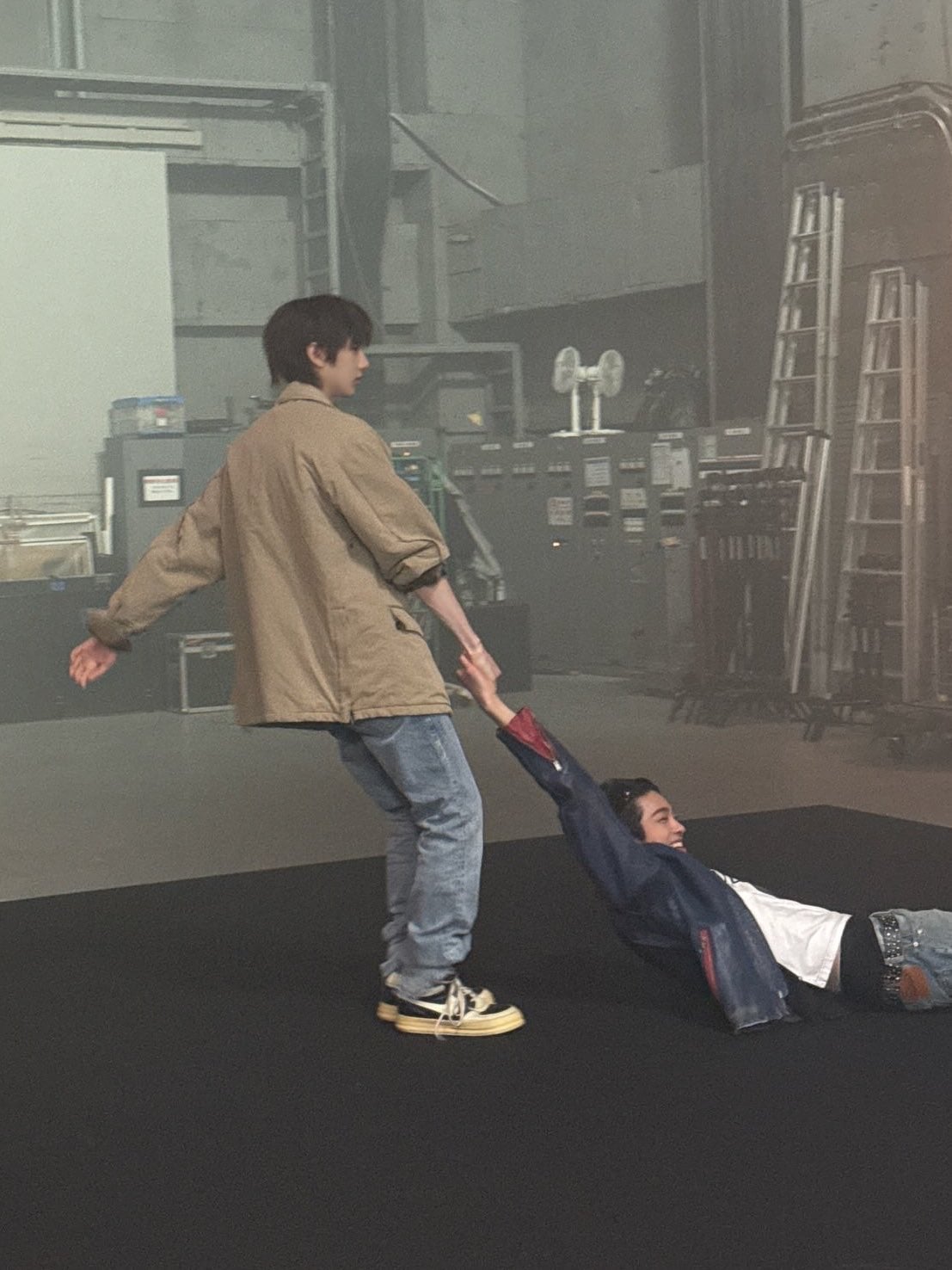 [잡담] 건호 주훈 둘이 개웃기다 | 인스티즈
