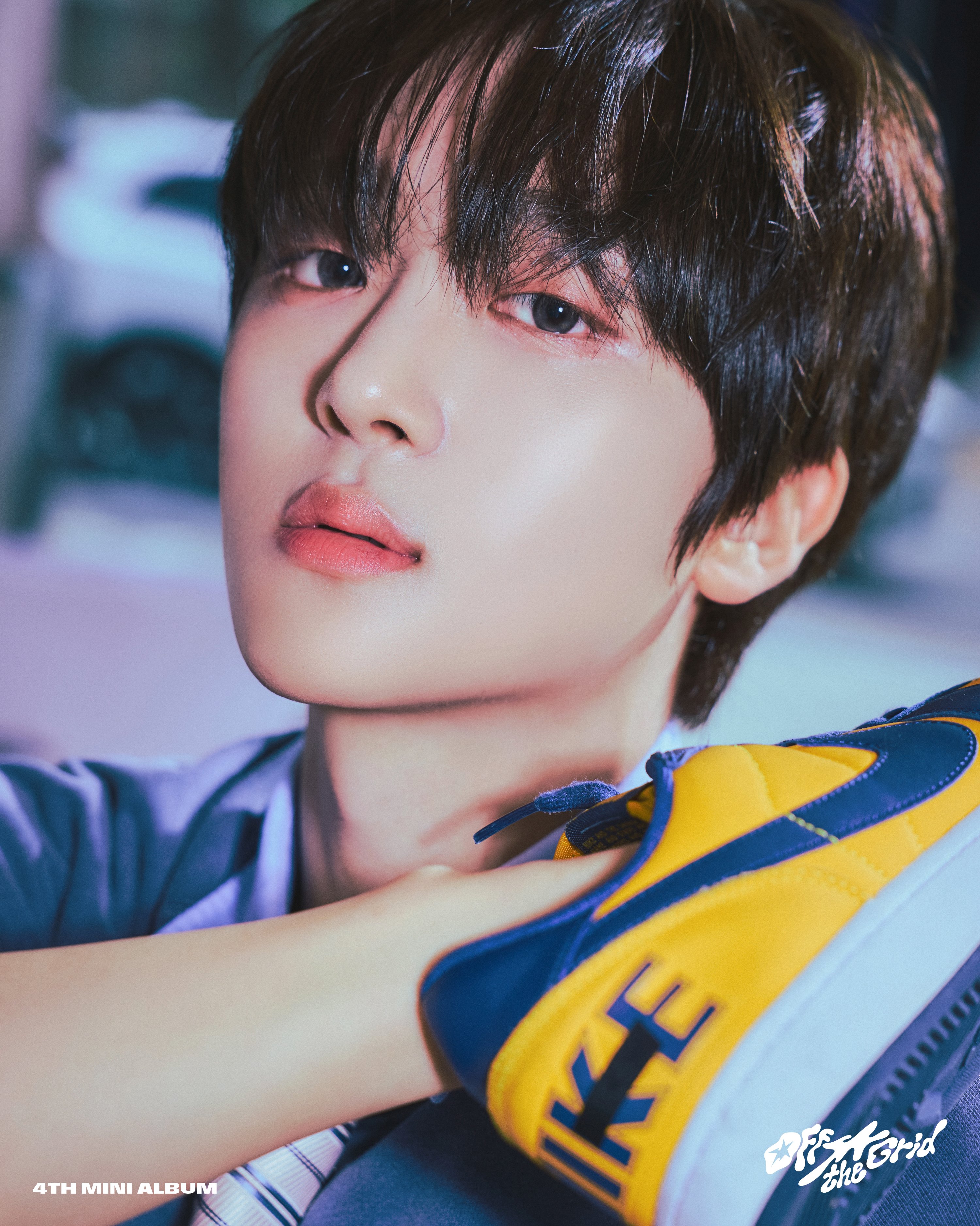 [잡담] 루네이트 4TH MINI ALBUM 'Off the Grid'Concept Photo - ON Ver.👟 | 인스티즈