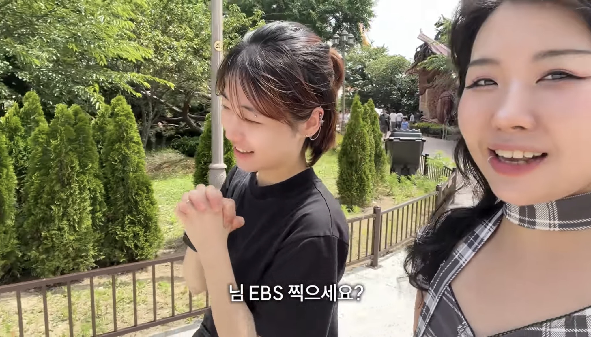 레즈 유튜버 곽혈수 커플 브이로그 사람들 반응...ㄷㄷ | 인스티즈
