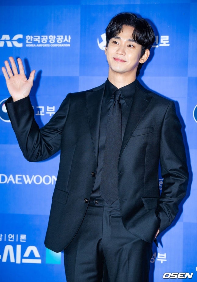 [정보/소식] 김수현, 필리핀 화보촬영→광고주 소송도 '합의' 수순..활동복귀 '청신호'[Oh!쎈 이슈] | 인스티즈