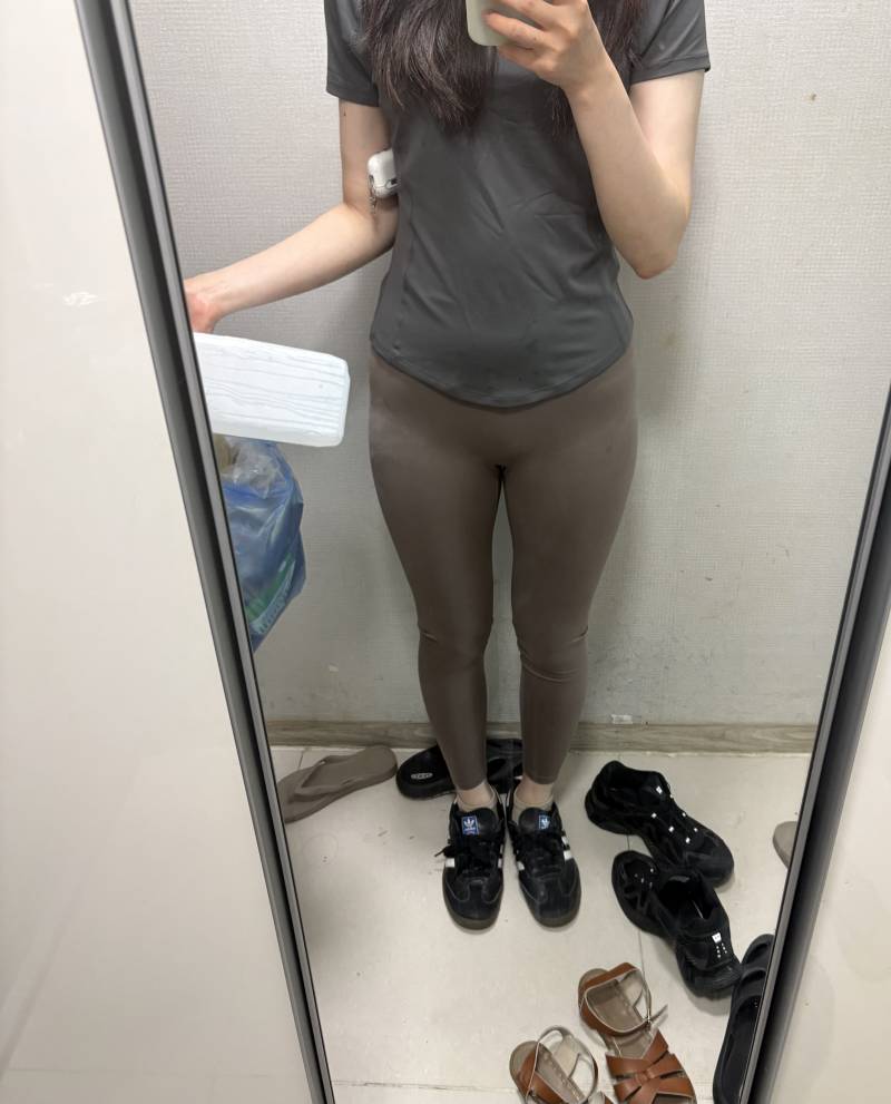 [잡담] 필테가는길에 레깅스입고가는데 좀부담쓰야? | 인스티즈
