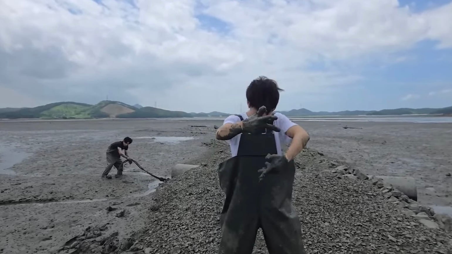 [잡담] 해봤튜 갯벌 즐거워 보이는데요...? | 인스티즈