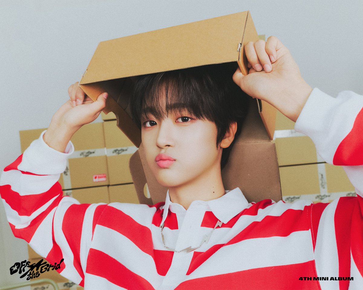 [잡담] 루네이트 4TH MINI ALBUM 'Off the Grid'Concept Photo - OFF Ver.👟LUN8 | 인스티즈