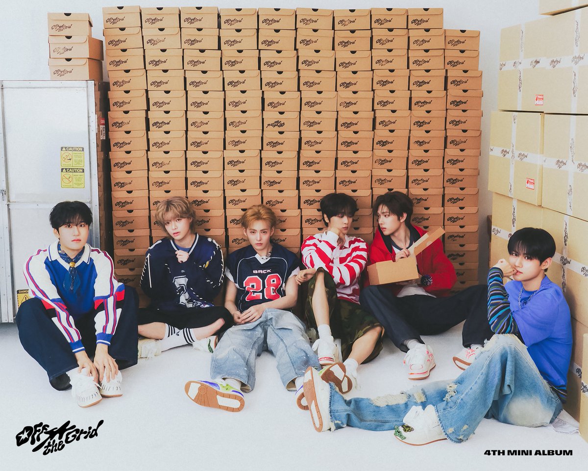 [잡담] 루네이트 4TH MINI ALBUM 'Off the Grid'Concept Photo - OFF Ver.👟LUN8 | 인스티즈