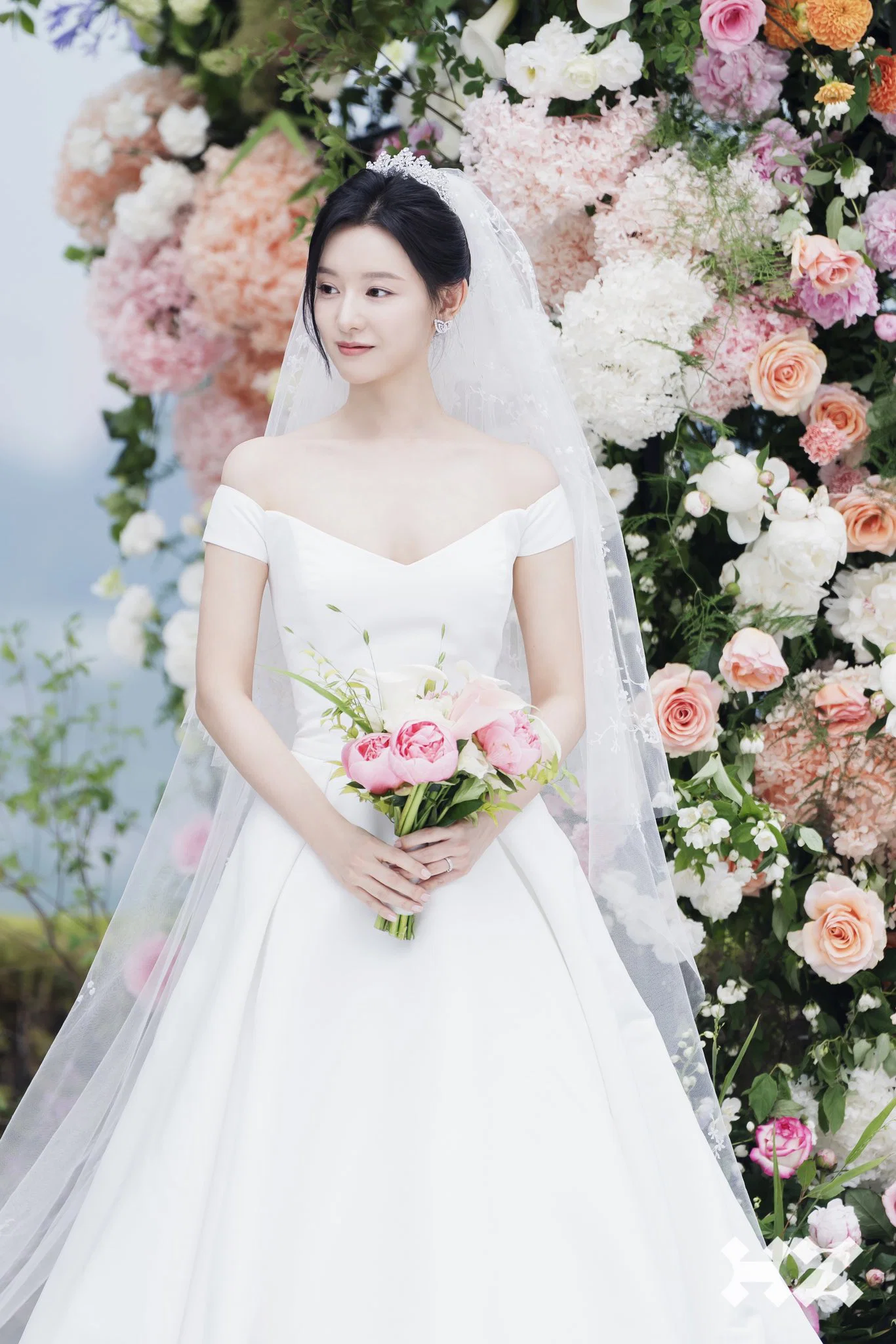 익인들이 뽑는 드라마 속 내 취향의 웨딩드레스는? 💍👗 | 인스티즈
