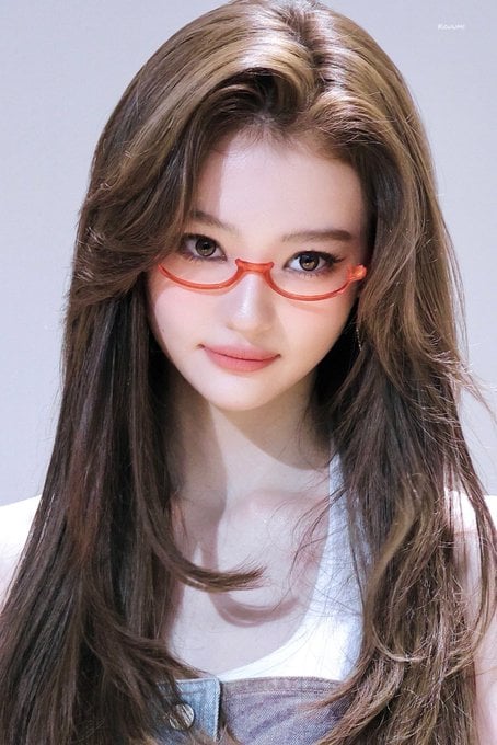 [잡담] 엘라 너무 예쁘다 | 인스티즈