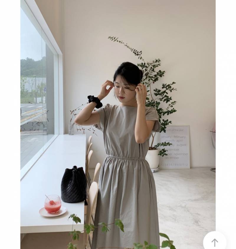 [잡담] 익들 눈엔 이중에 뭐가 더 예쁘고 잘 입을 것 같아???? | 인스티즈