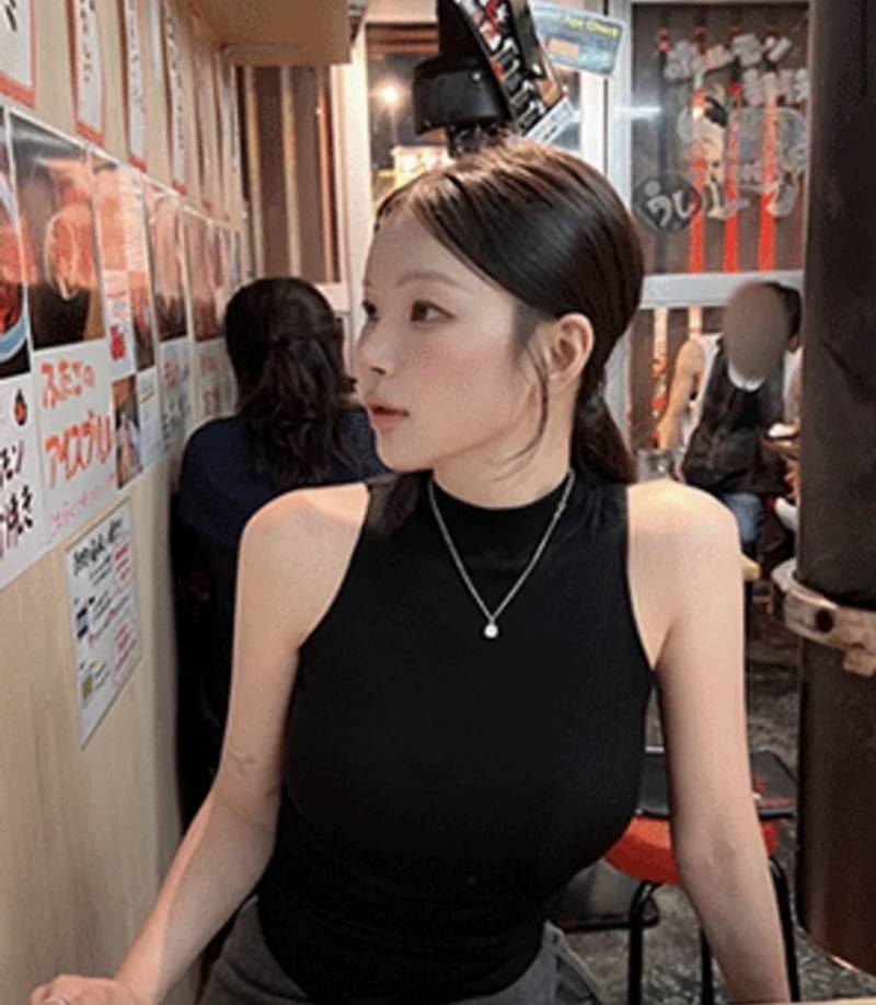 [잡담] 이런 나시 스트레이트 체형 절대 불가인가 | 인스티즈