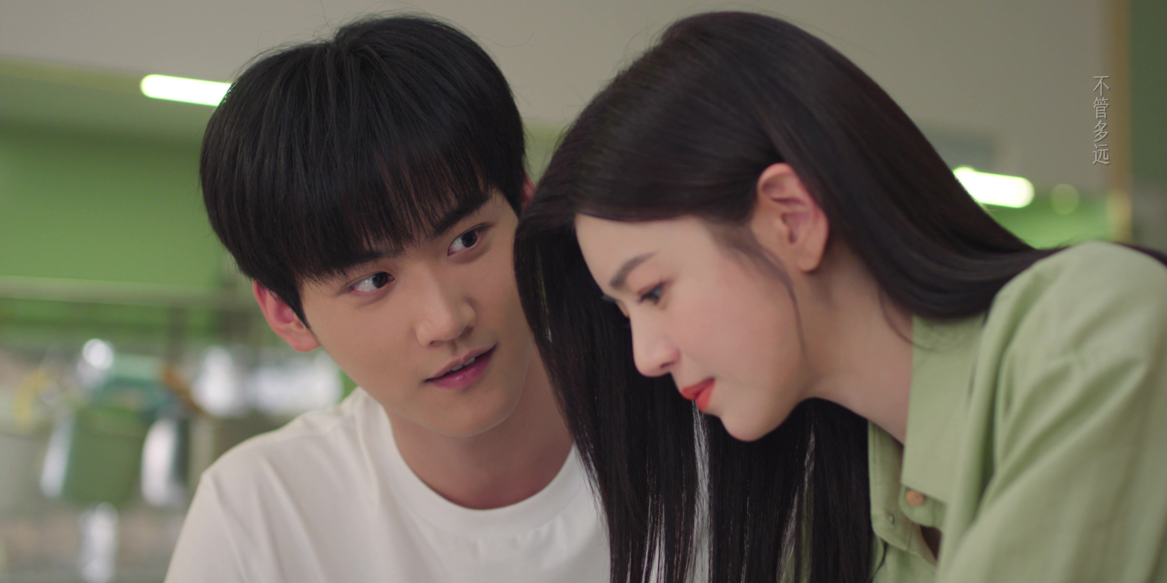 [잡담] 아니 중드 보는중인데 개당황시럽다 여주남주 실제로 19살차이라는데 | 인스티즈