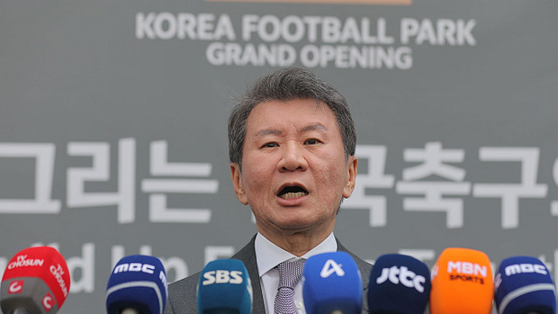 [정보/소식] 서강일 전북축구협회장 "박지성, 이영표가 뭘 안다고 혁신위원회를 하나!! 정 회장은 13년 간 희생해” | 인스티즈