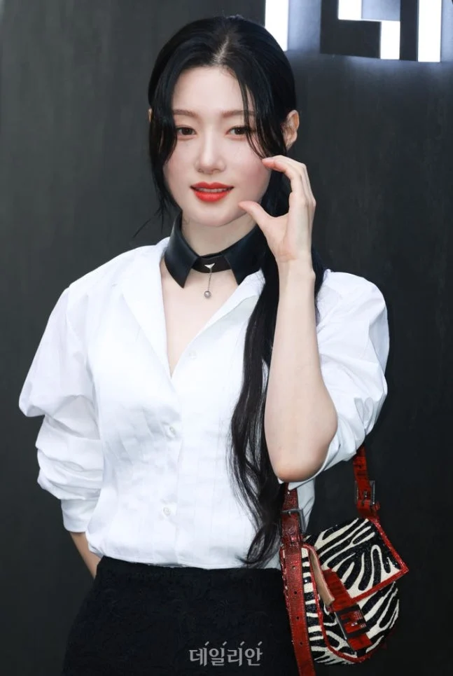[잡담] 정채연 펜디 너무 예쁨 | 인스티즈