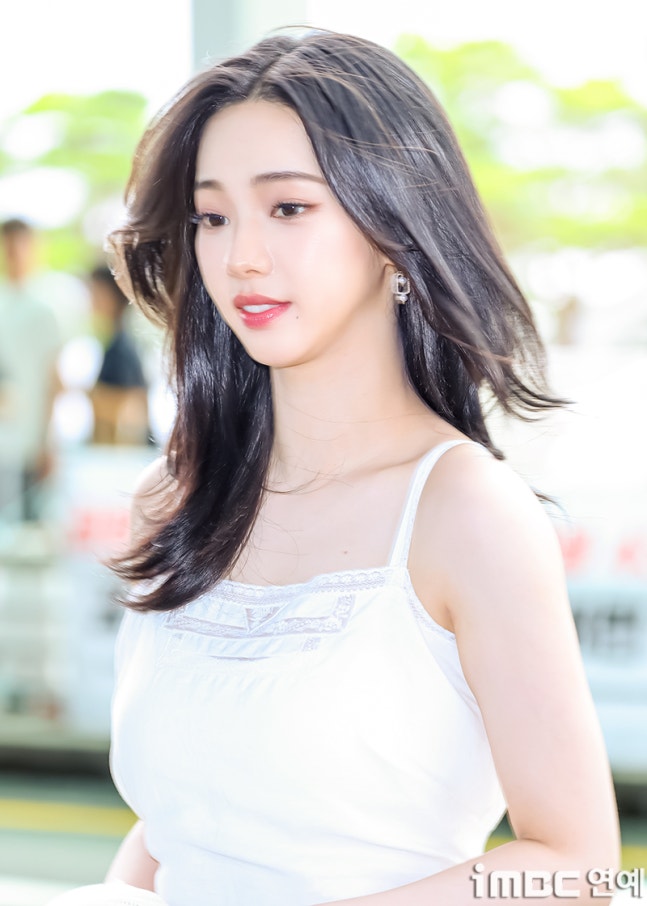 [잡담] 오늘자 도쿄 출국한 에스파 기사사진 | 인스티즈