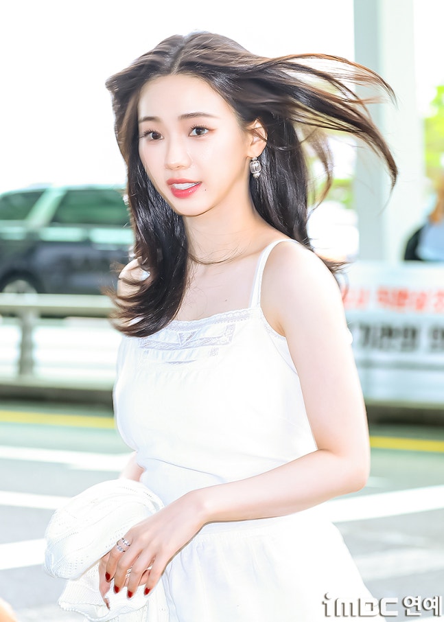 [잡담] 오늘자 도쿄 출국한 에스파 기사사진 | 인스티즈