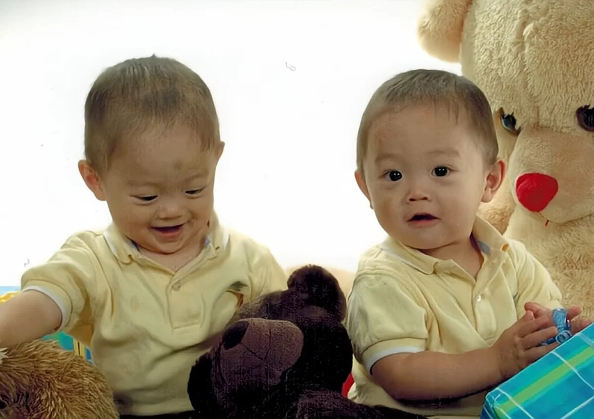 [잡담] 쌍둥이 멤버라는거 좀 귀여운 거 같다.... | 인스티즈