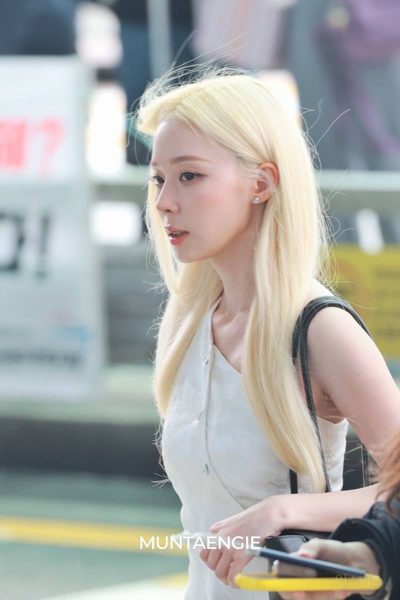 오늘자 도쿄 출국한 지민정(카리나&윈터) | 인스티즈