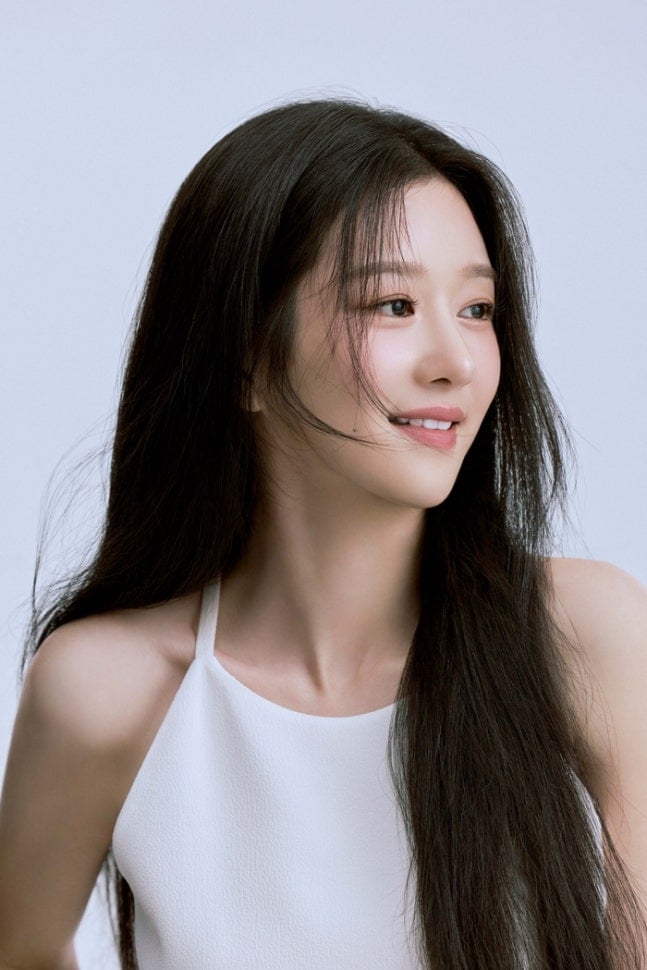[잡담] 서예지) 서예지, 비웨이브 엔터테인먼트와 전속계약 체결[공식] | 인스티즈