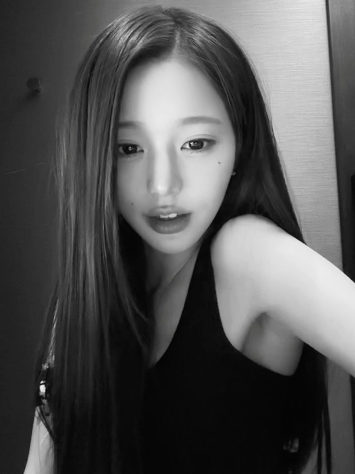 [잡담] 260716 장원영 인스타🌉🖤🐈‍⬛🐾 | 인스티즈