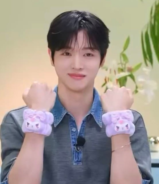 [잡담] 오늘 에터뷰 성찬이 진짜 예쁘다ㅜㅜ | 인스티즈