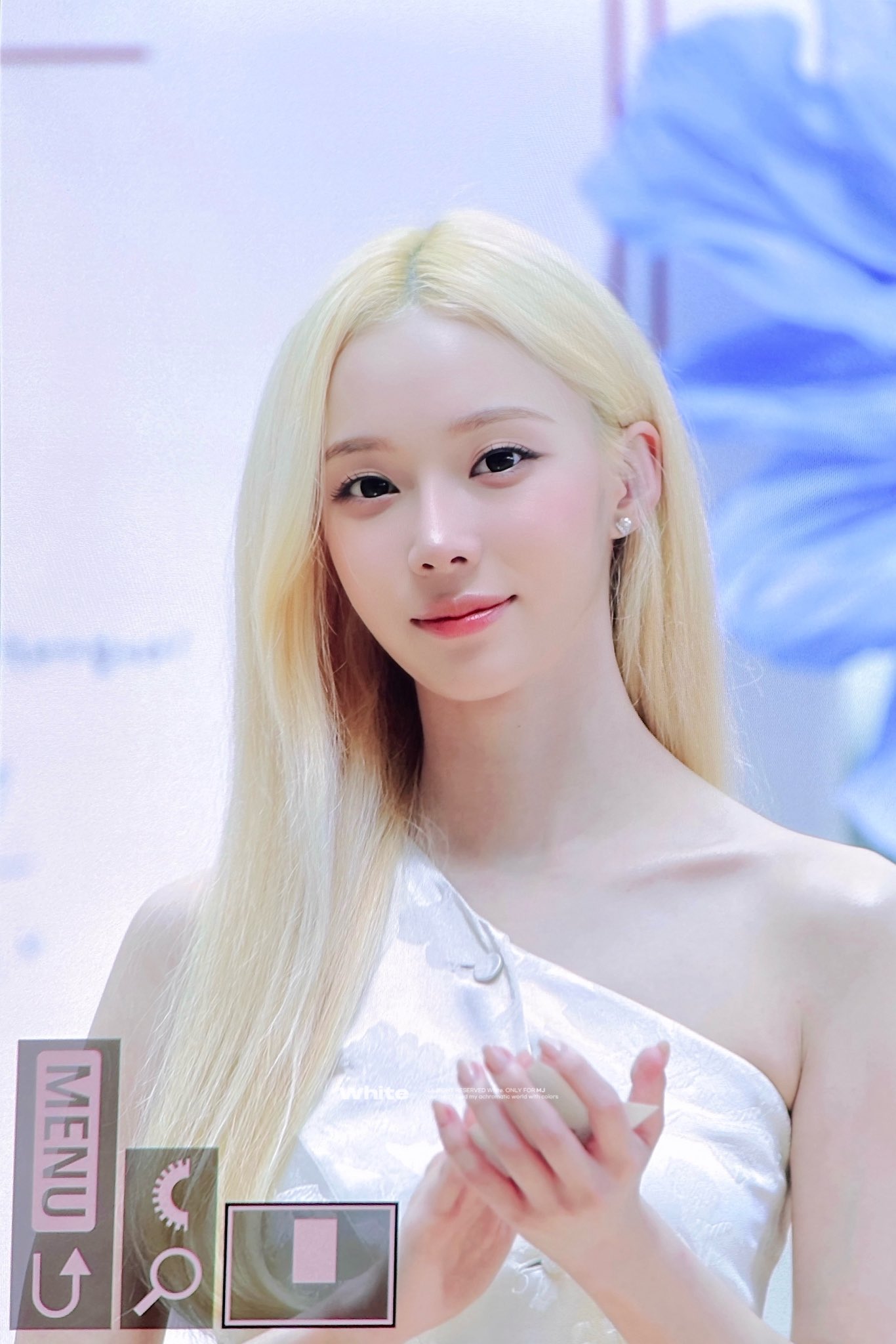[잡담] 260716 롯데면세점 행사 참석한 지민정 | 인스티즈