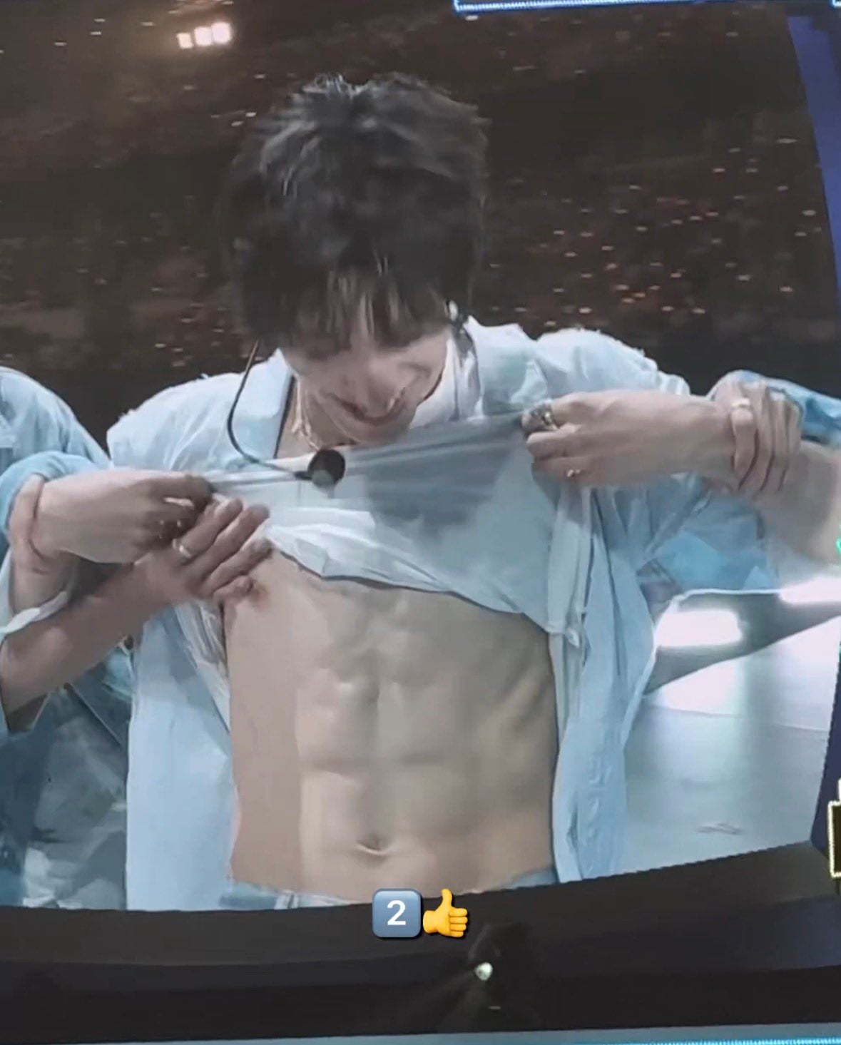 [잡담] 어떡해ㅠㅋㅋㅋㅋ 앤톤 복근 까이고 | 인스티즈
