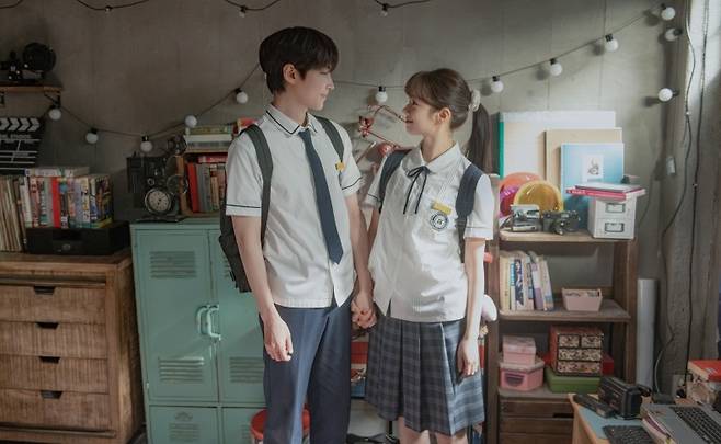 [정보/소식] 이혜리♥황인엽, 안 통하네..시청률 2% 로코의 맛 '그대에게 드림' | 인스티즈