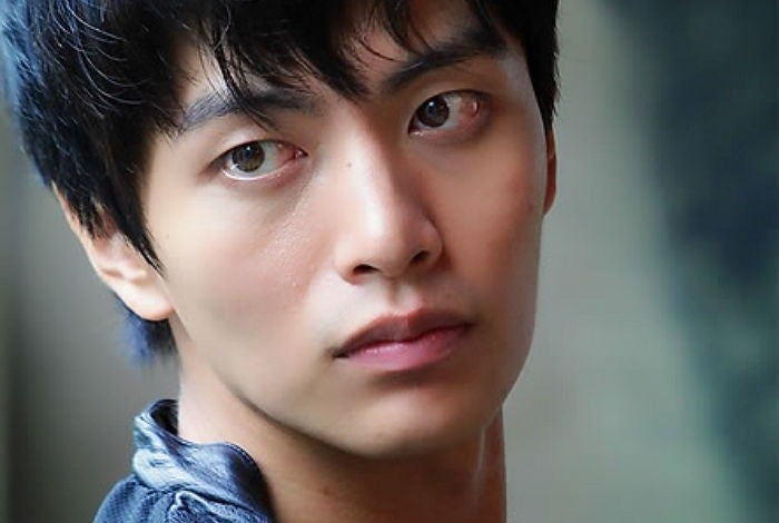 [잡담] 이민기 젊었을 때 얼굴이랑 분위기 되게 느낌 있게 좋다 | 인스티즈