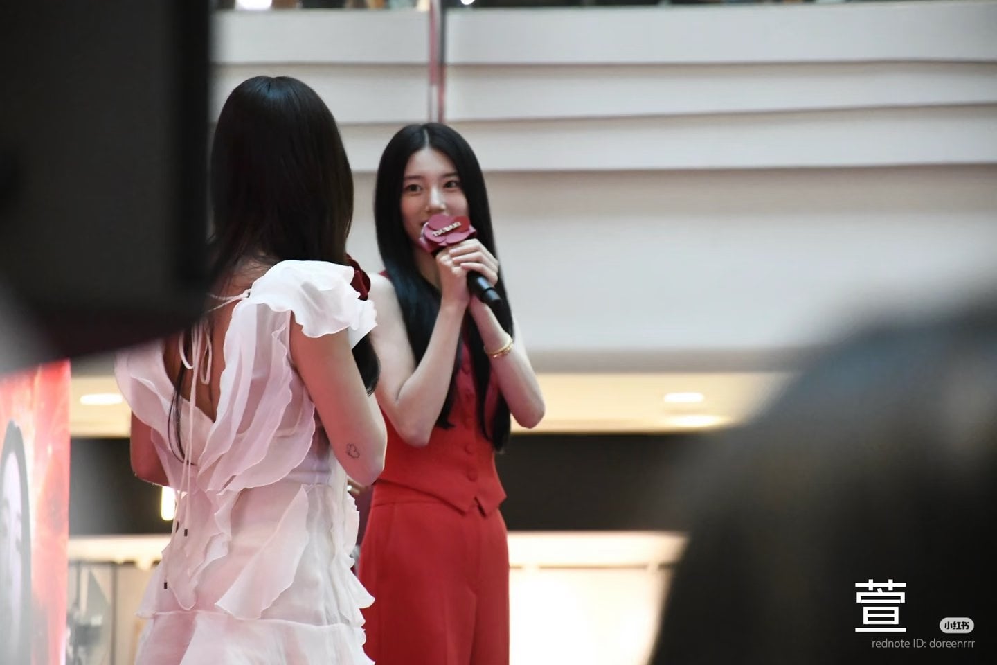 [잡담] 수지) 오늘 싱가포르 츠바키 행사 수지 직찍 | 인스티즈
