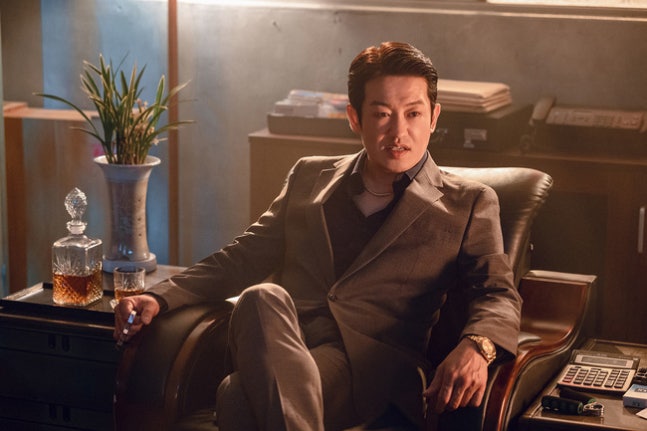 [정보/소식] 이엿사) 정해인 하영 허성태 '이런 은 사랑' 극과 극 분위기 스틸컷 공개 | 인스티즈
