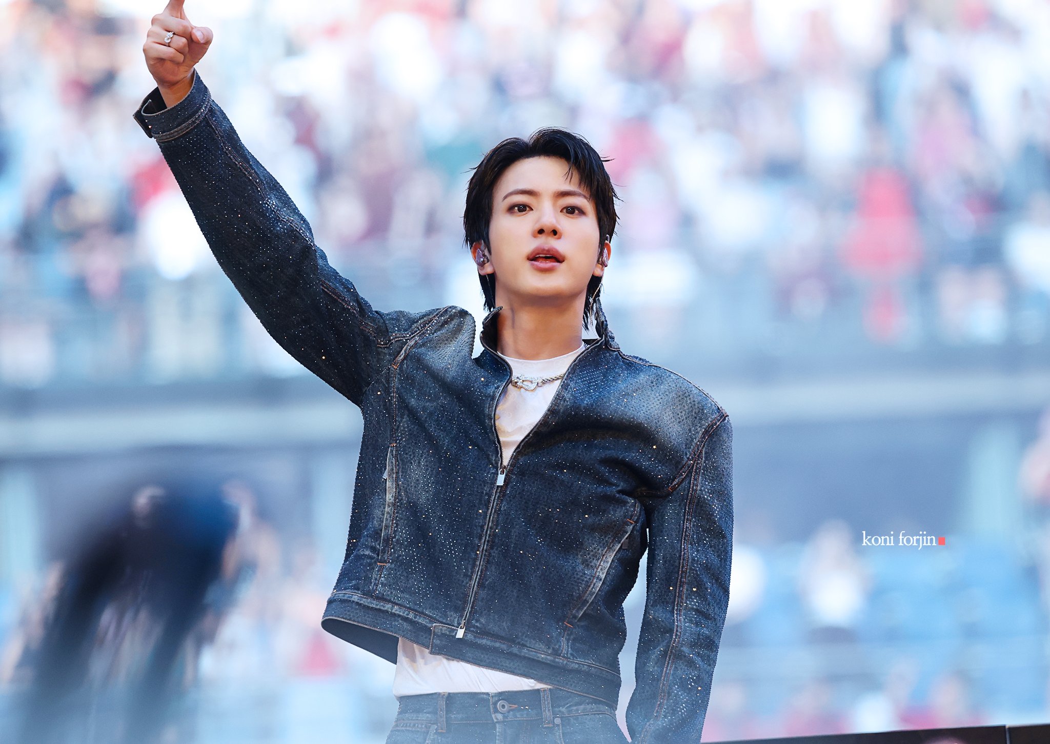 [잡담] 방탄 진 파리 첫콘 존잘 | 인스티즈