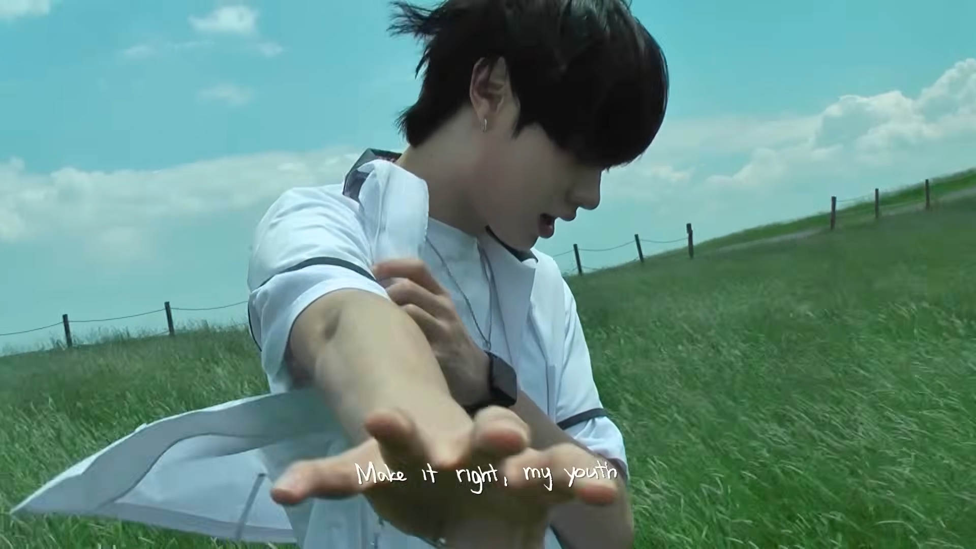 [잡담] 팬송 작사 뮤비 편집까지 직접한 베이온 ㅠㅠ | 인스티즈