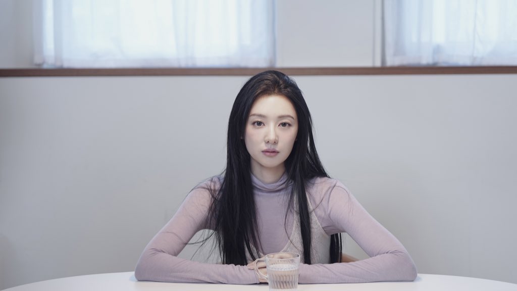 [잡담] 김지원 이 옷 어디꺼지?? | 인스티즈
