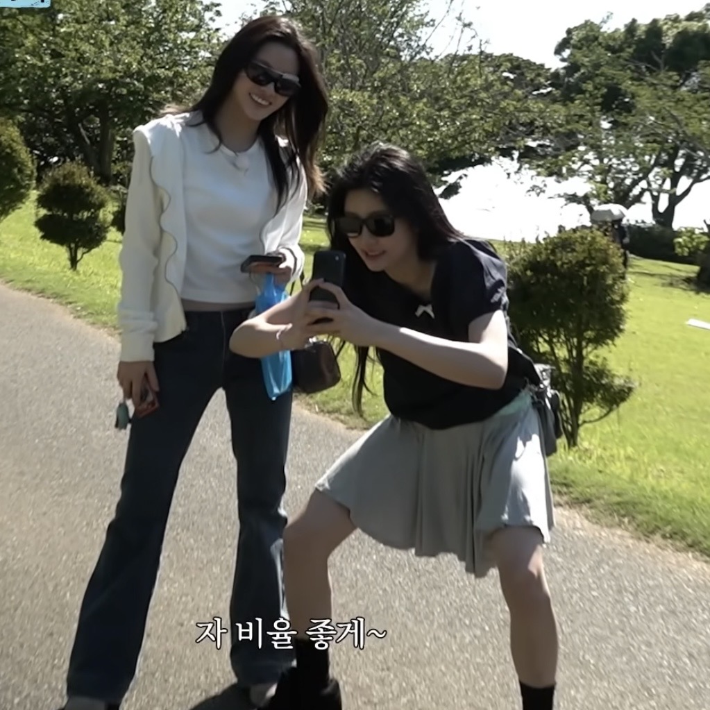 [잡담] 원희 언니들 사진 찍어주겠다고 이러고있음 | 인스티즈