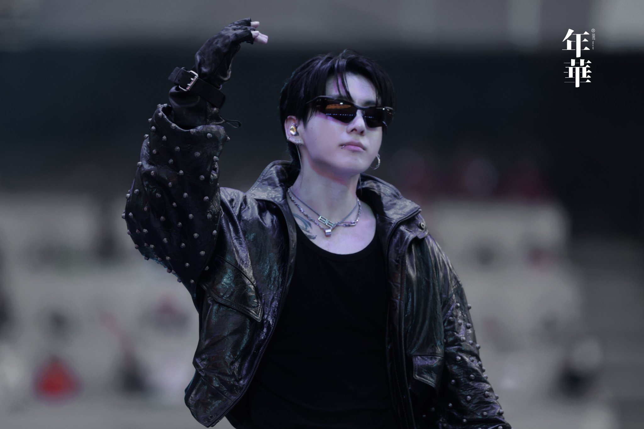 [잡담] 파리에서 잘생쁨 갱신한 방탄 정국 | 인스티즈