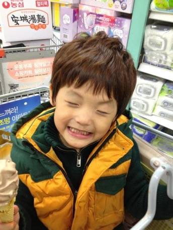 [잡담] 박준현 과사 솔직히 너무 귀여움 | 인스티즈