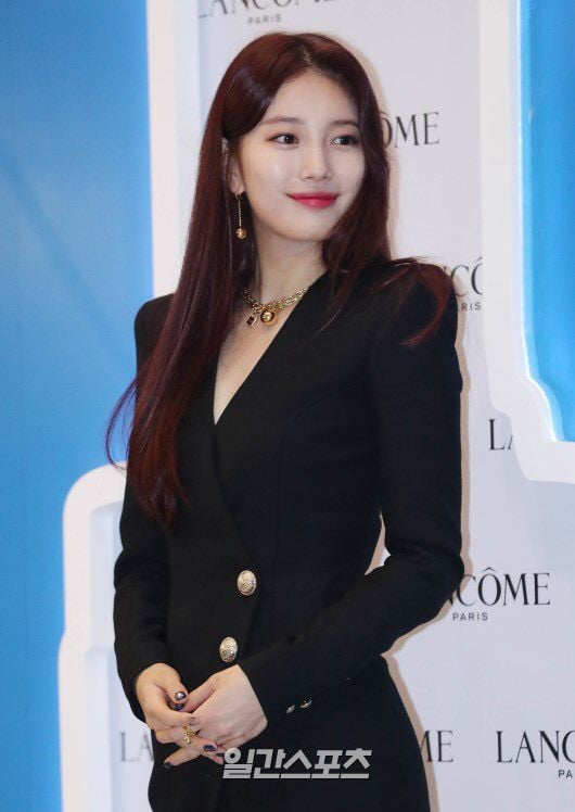 [잡담] 수지) 수지 흑발vs갈발vs빨간 머리 | 인스티즈