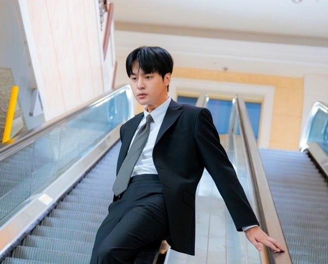 [정보/소식] 오싹한연애) 옹성우 첫 등장, 뭔가 쎄해(오싹한 연애) | 인스티즈