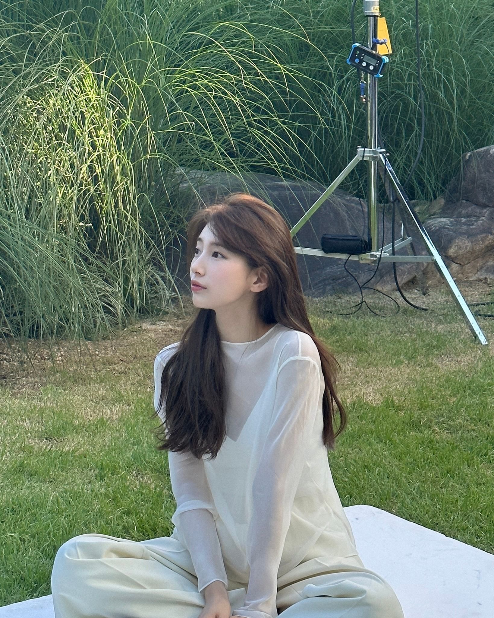 [잡담] 수지) 수지 흑발vs갈발vs빨간 머리 | 인스티즈